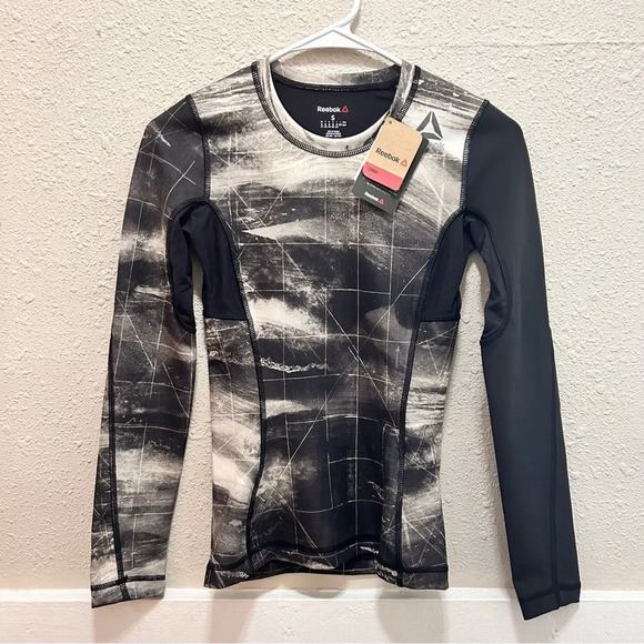 Reebok Combat LS RASHG Speedwick Women's Top NWT - Picture 1 of 7